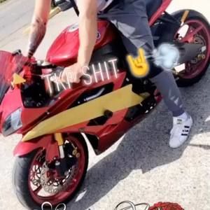 Meet your Posher, Erik